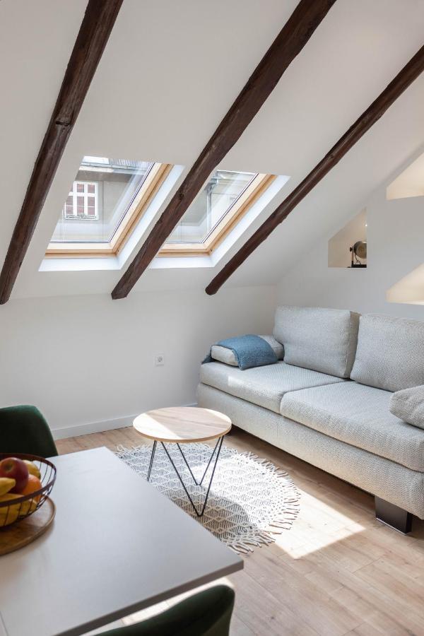 Apartment Modern Loft With Gallery In Center